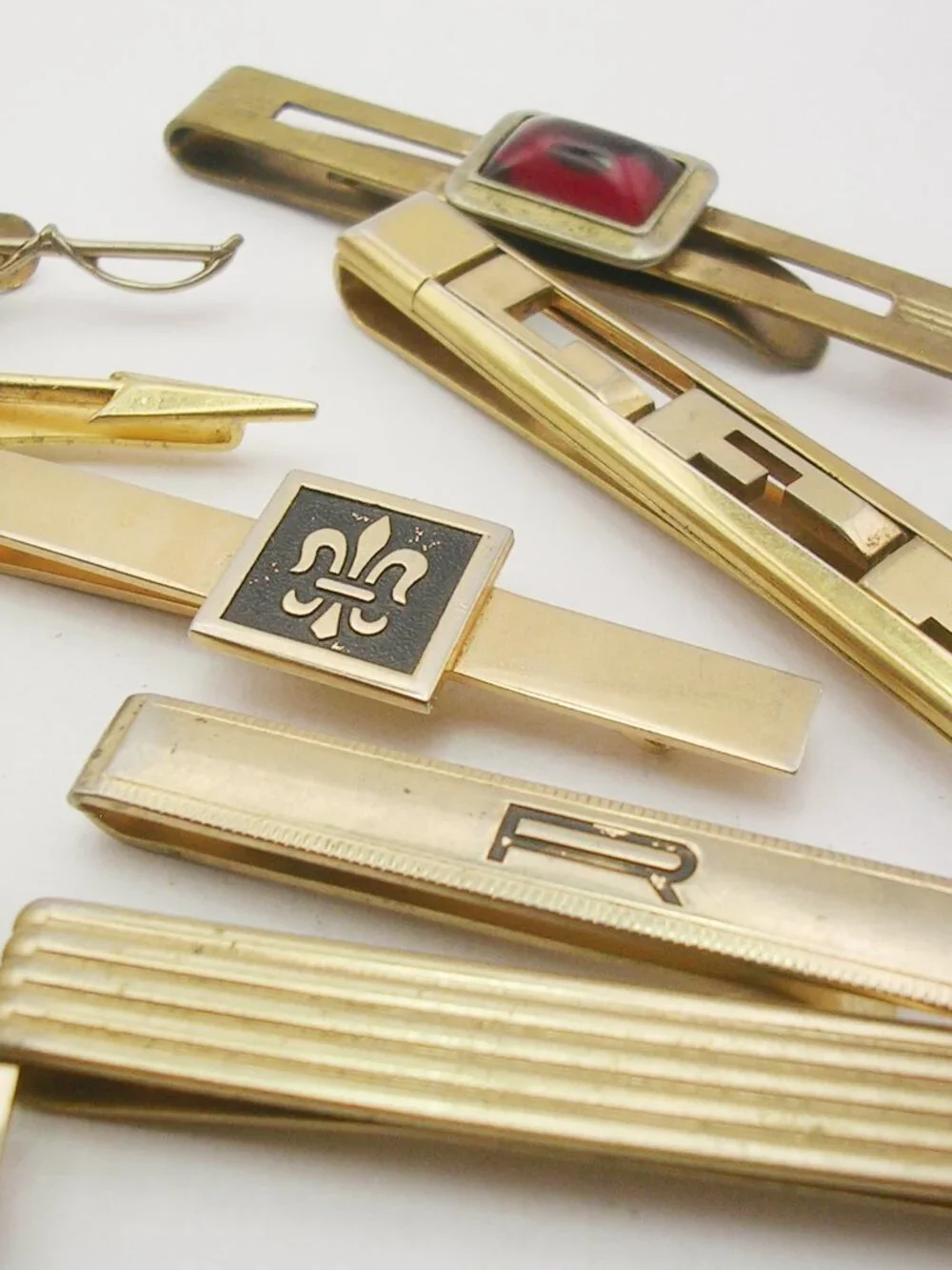 Vintage Tie Bars Money Clips Lot of 10 gold tone classic Men Necktie Holder